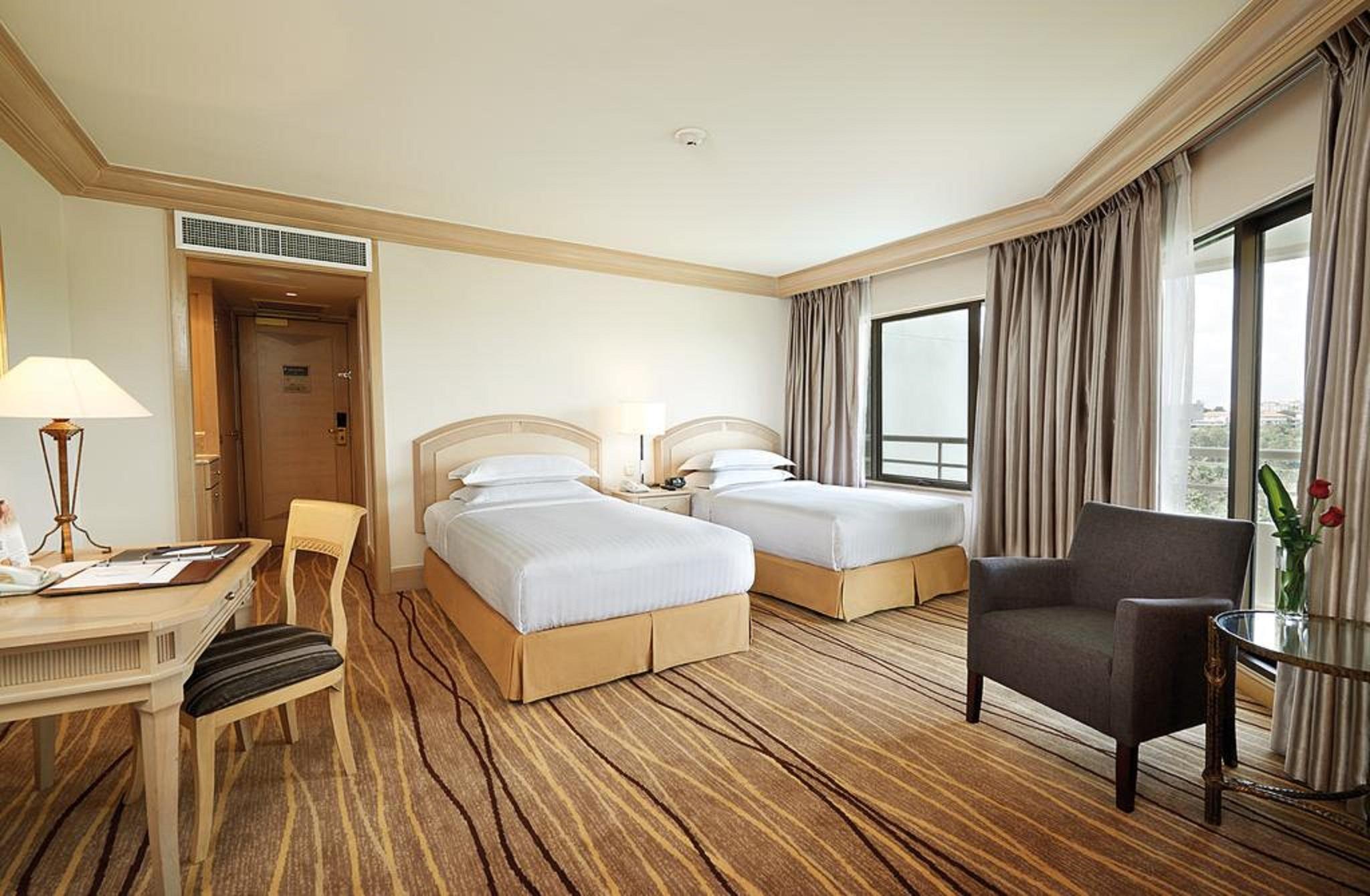 Dorsett Grand Subang Hotel Subang Jaya Exterior foto A room at the hotel