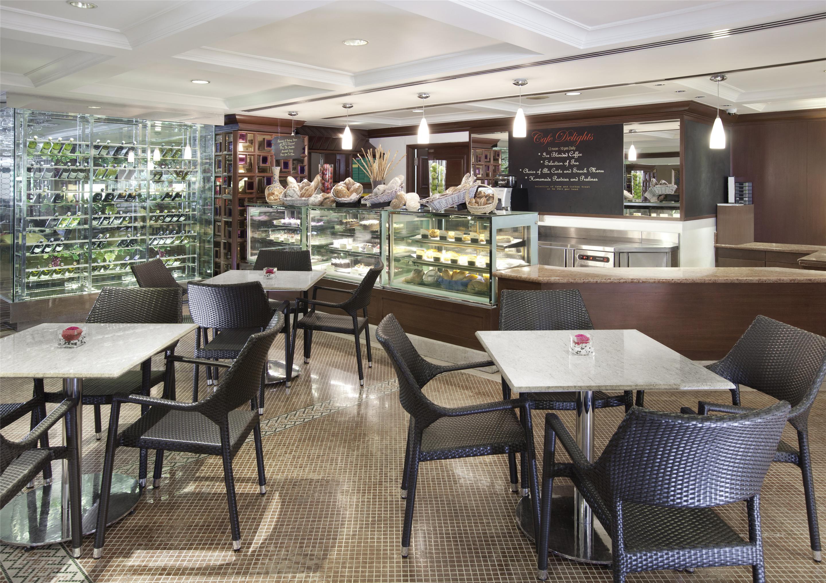Dorsett Grand Subang Hotel Subang Jaya Exterior foto The Coffee Bean & Tea Leaf in Hong Kong